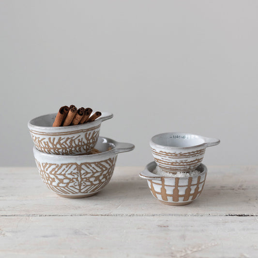 Stoneware Measuring Cups Set with Wax Relief Pattern